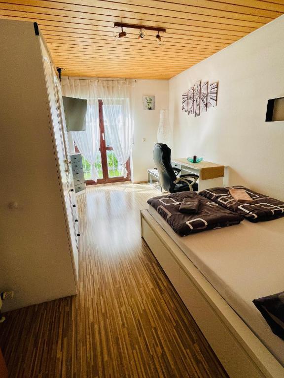 Kleine Ein Zimmer Wohnung Mit Gartenanlage 잘렘 외부 사진